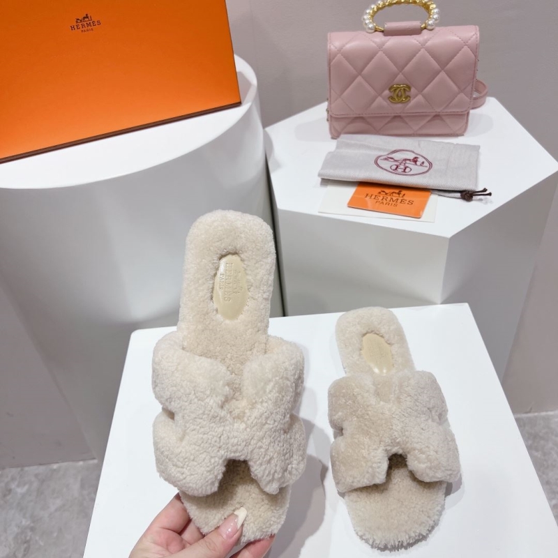 Hermes Slippers